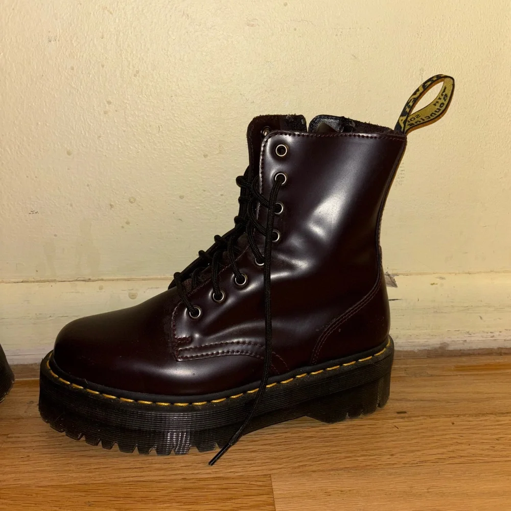 Platform Jadon Doc Martens in Burgundy Red Size 8 - Picture 7 of 10